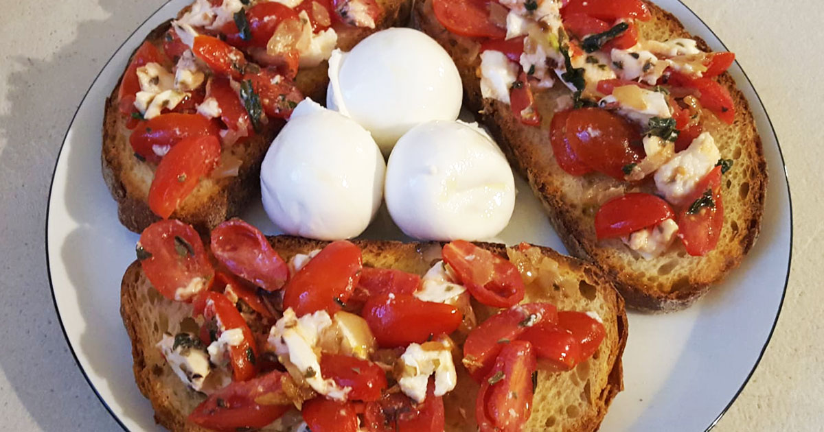 bruschetta caprese